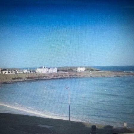 Beach Front Apt Portballintrae , Bushmills Close To Royal Portrush Golf Club Extérieur photo