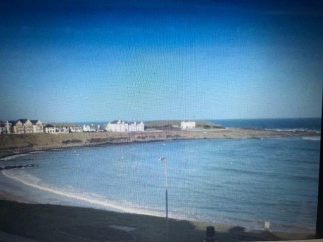 Beach Front Apt Portballintrae , Bushmills Close To Royal Portrush Golf Club Extérieur photo