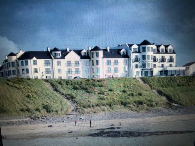 Beach Front Apt Portballintrae , Bushmills Close To Royal Portrush Golf Club Extérieur photo